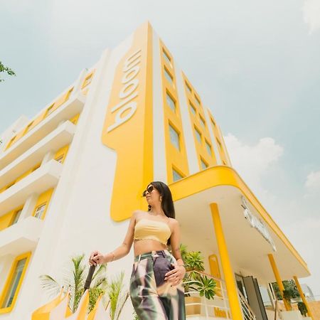 Bloom Hotel - Sector 62 Noida Esterno foto